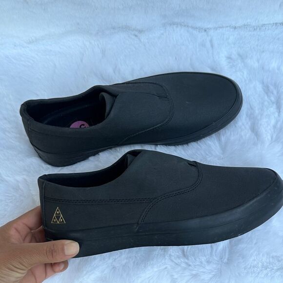 Huf unisex Black Slip-On Shoes - Picture 3 of 10